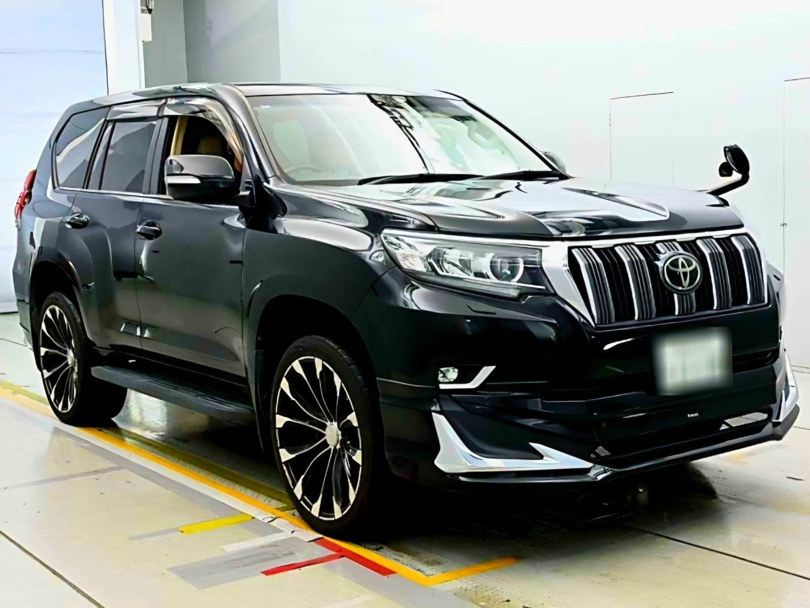 2020 Toyota Land Cruiser Prado, photo 6 of 9