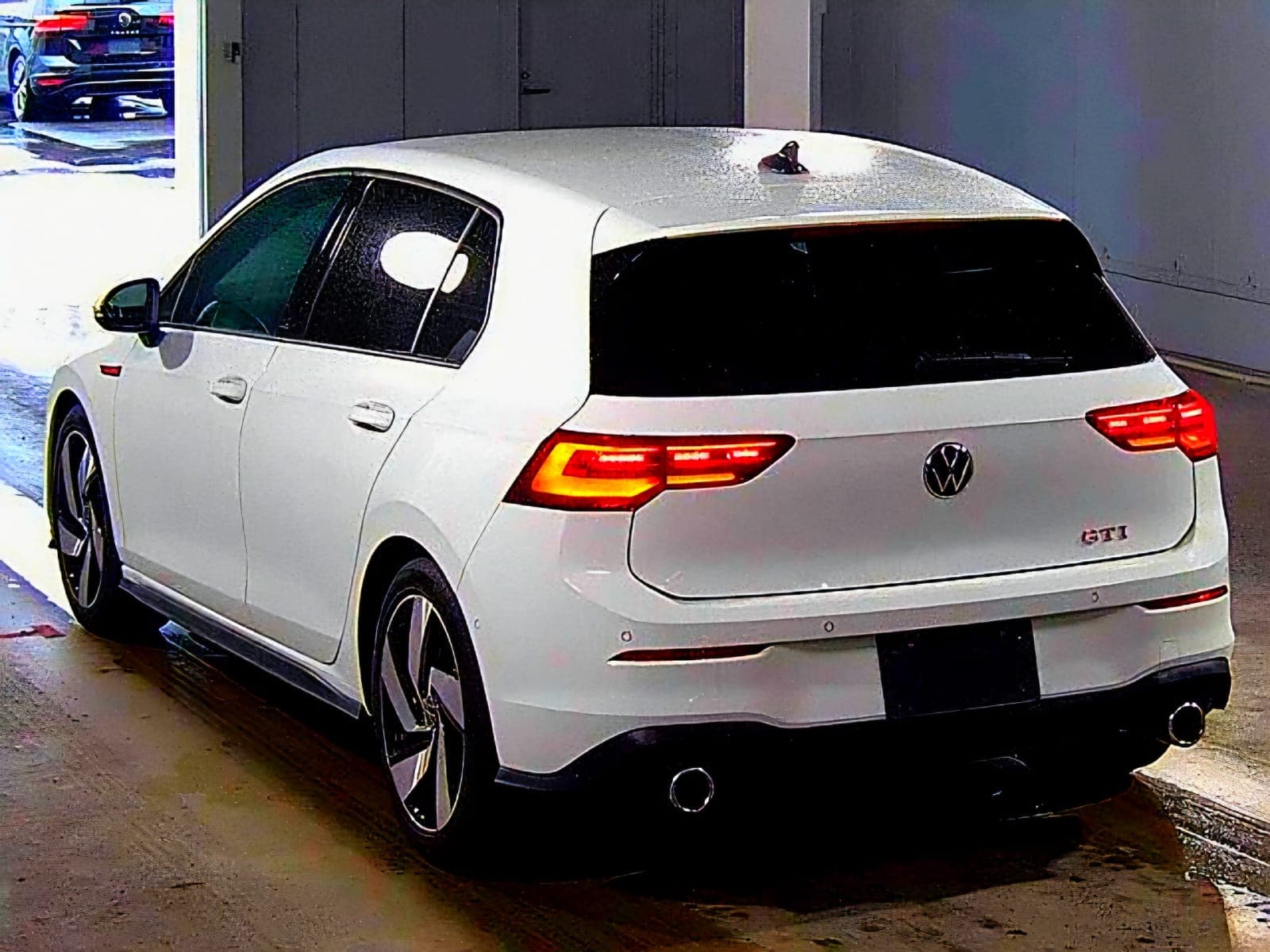 2024 Golf GTI, photo 3 of 6