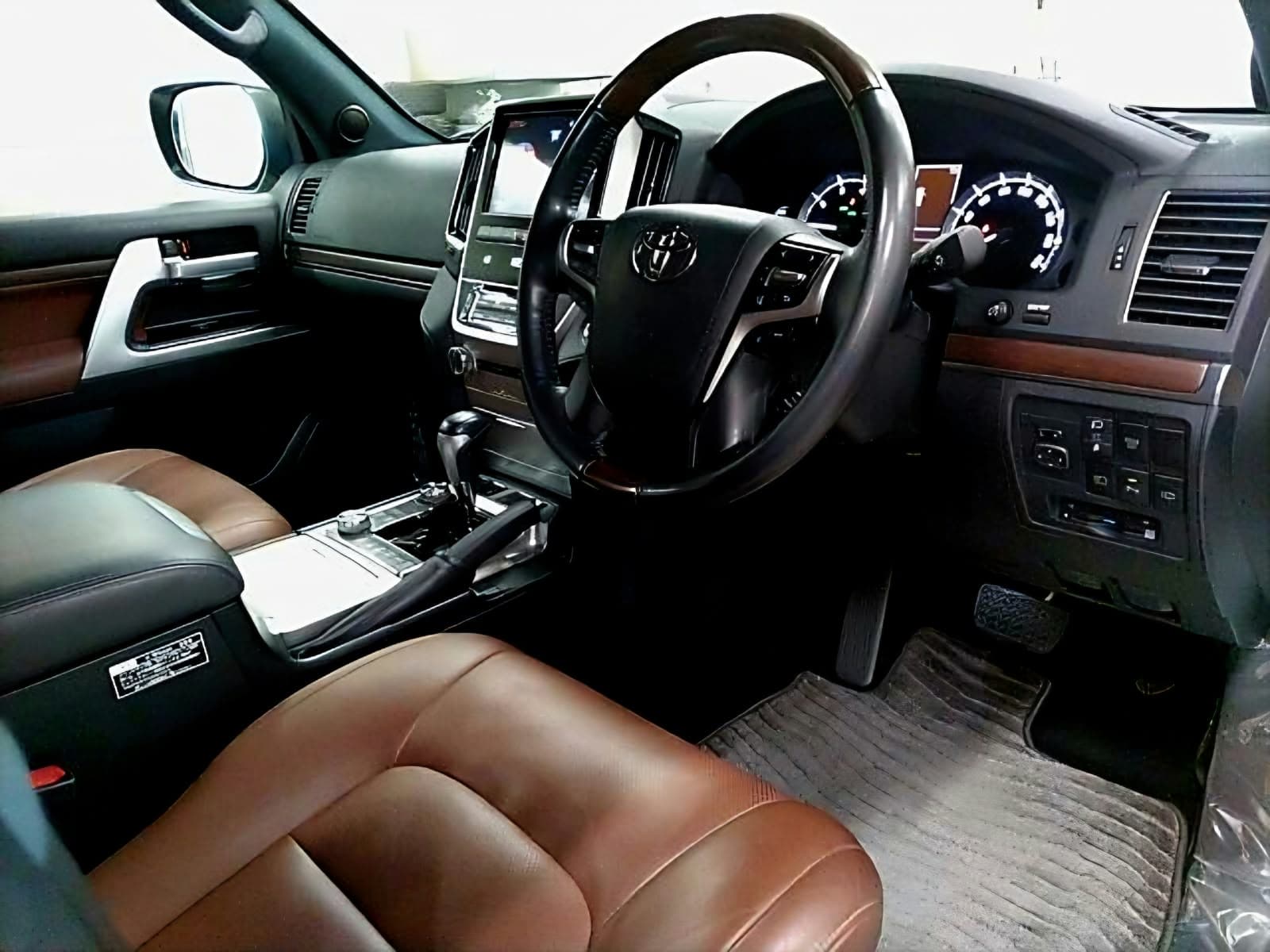 2020 Toyota Land Cruiser Prado, photo 6 of 6