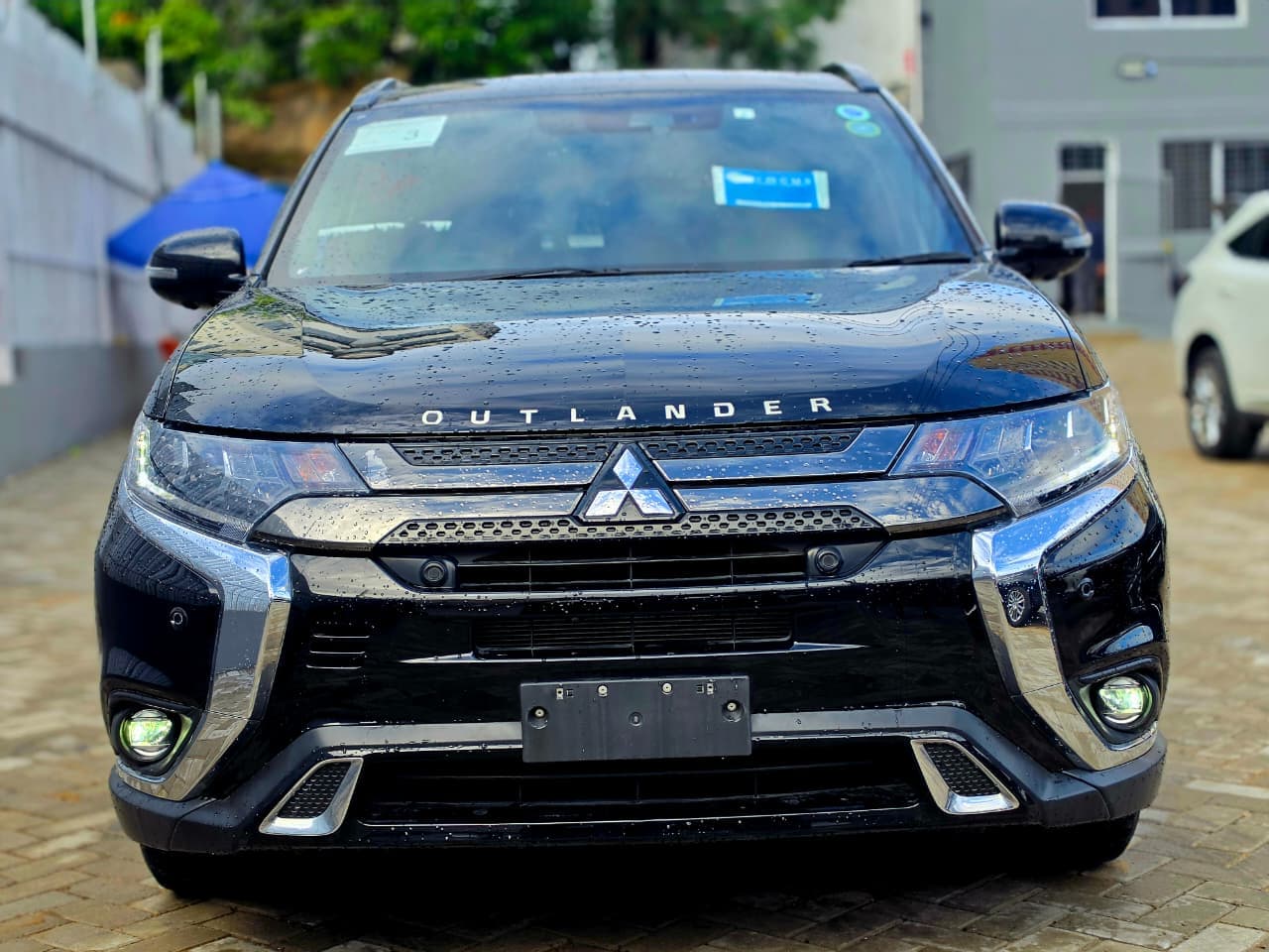 2020 Mitsubishi Outlander, photo 13 of 18