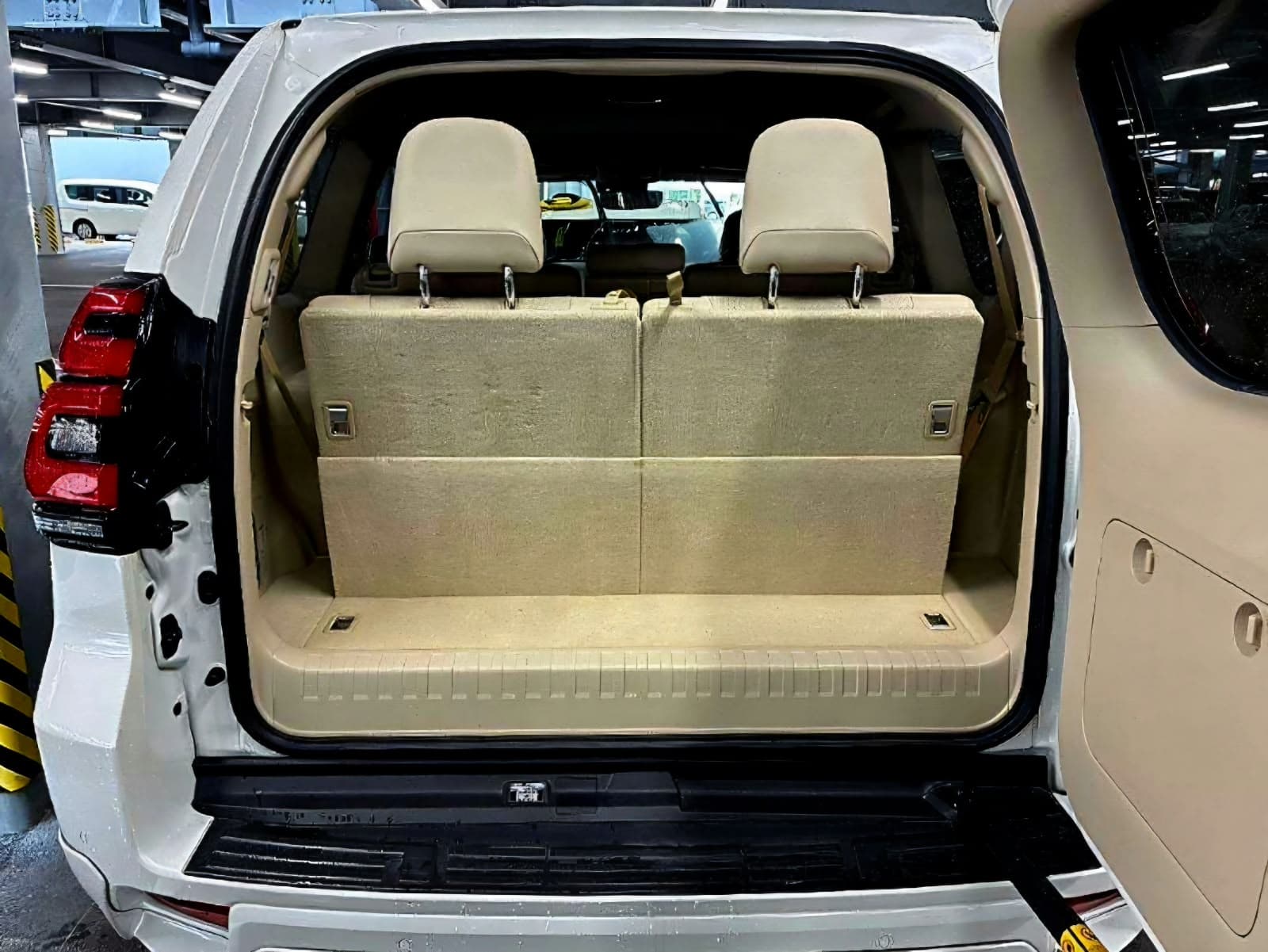 2020 Toyota Land Cruiser Prado, photo 6 of 13