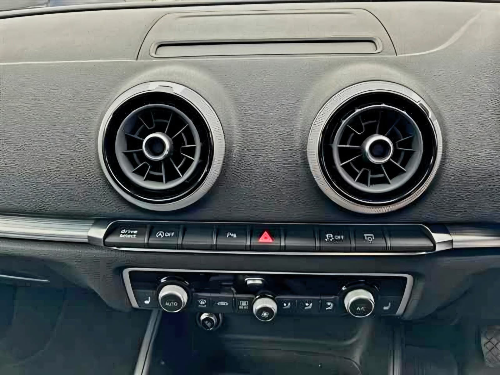 2021 AUDI A3, photo 4 of 9
