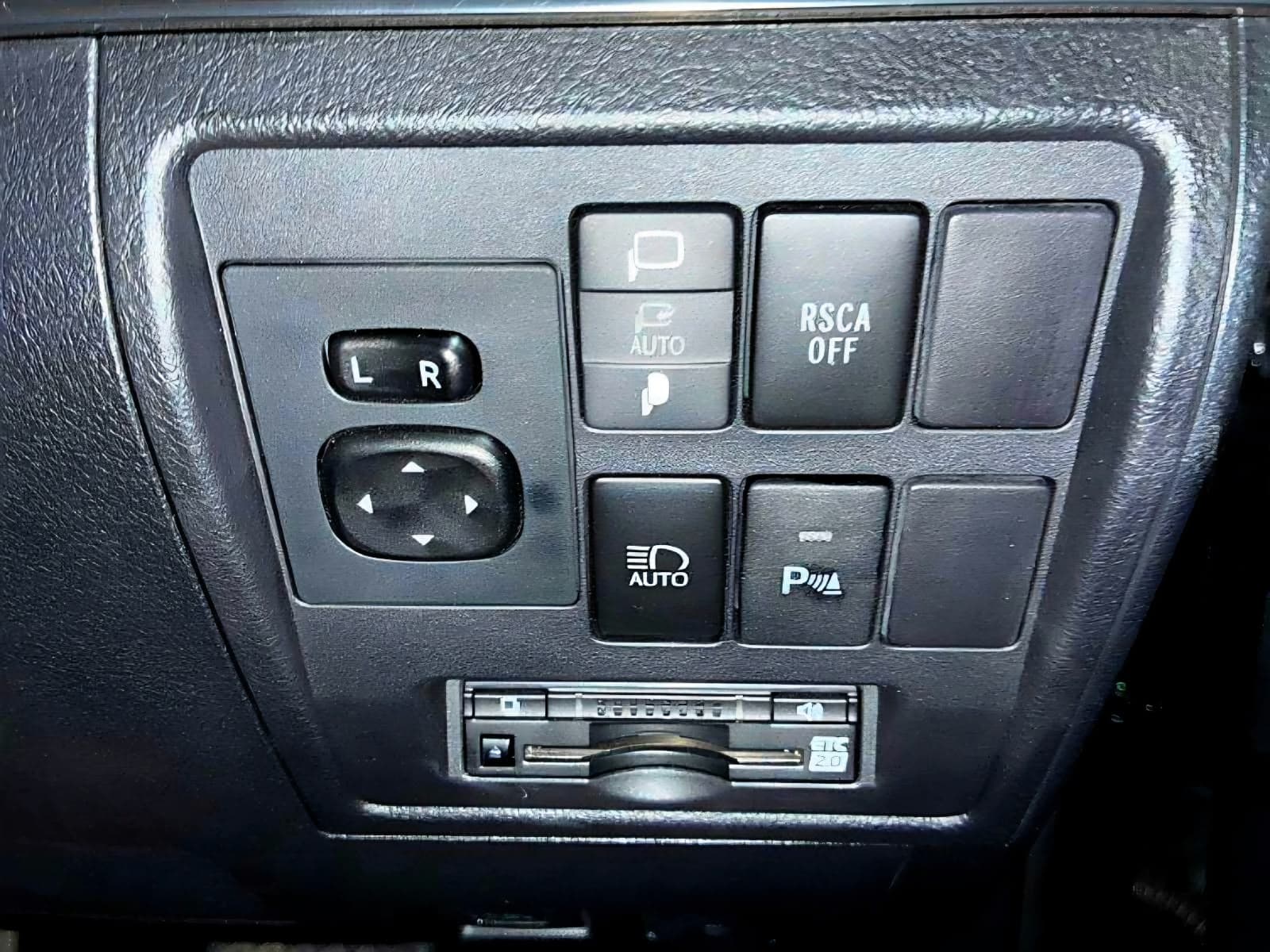 2020 Toyota Land Cruiser Prado, photo 4 of 11