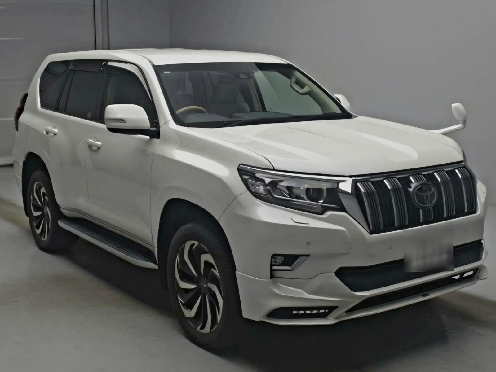 2020 Toyota Land Cruiser Prado, photo 1 of 13