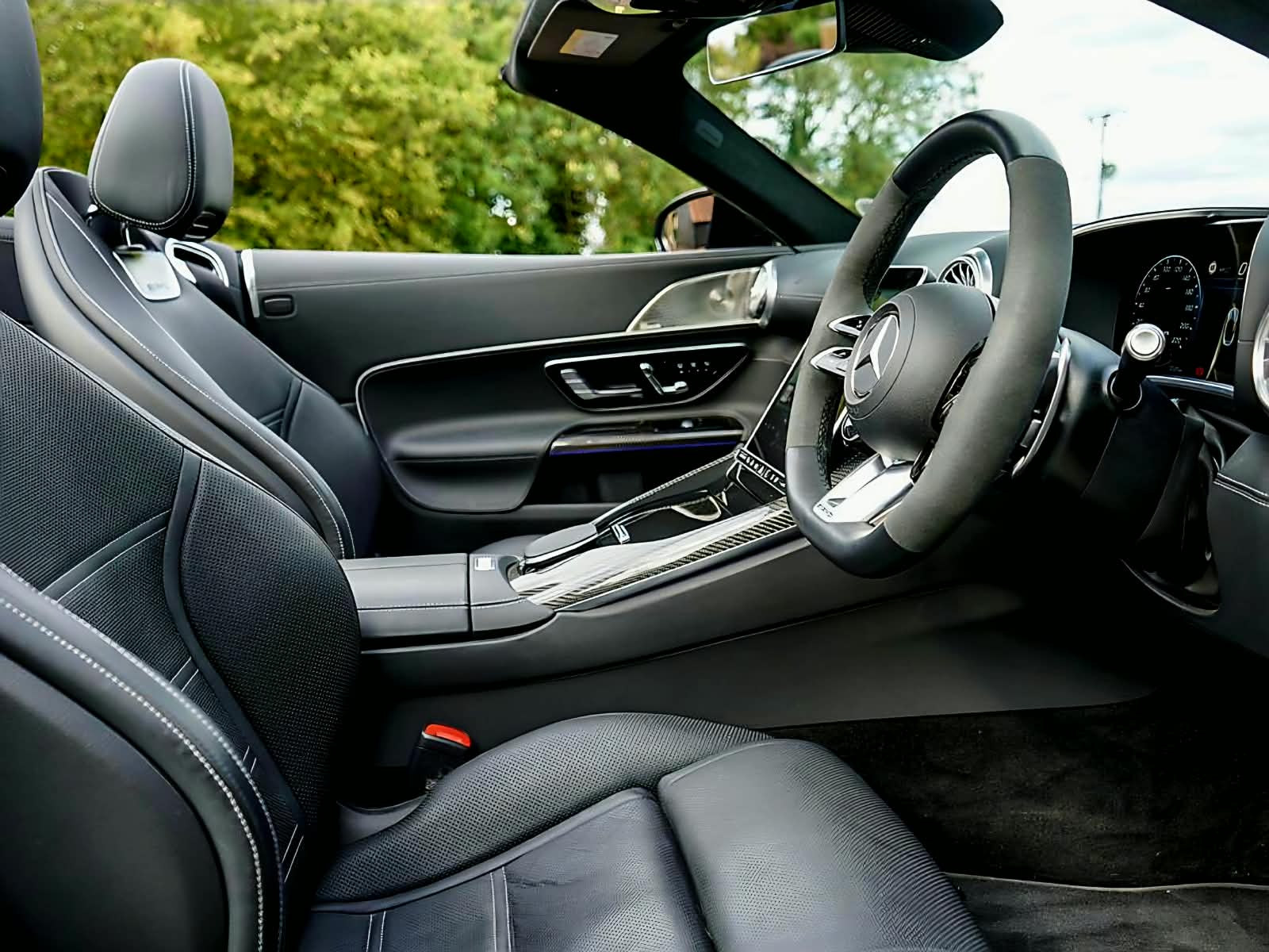 2023 Mercedes-Benz SL63 AMG, photo 13 of 30