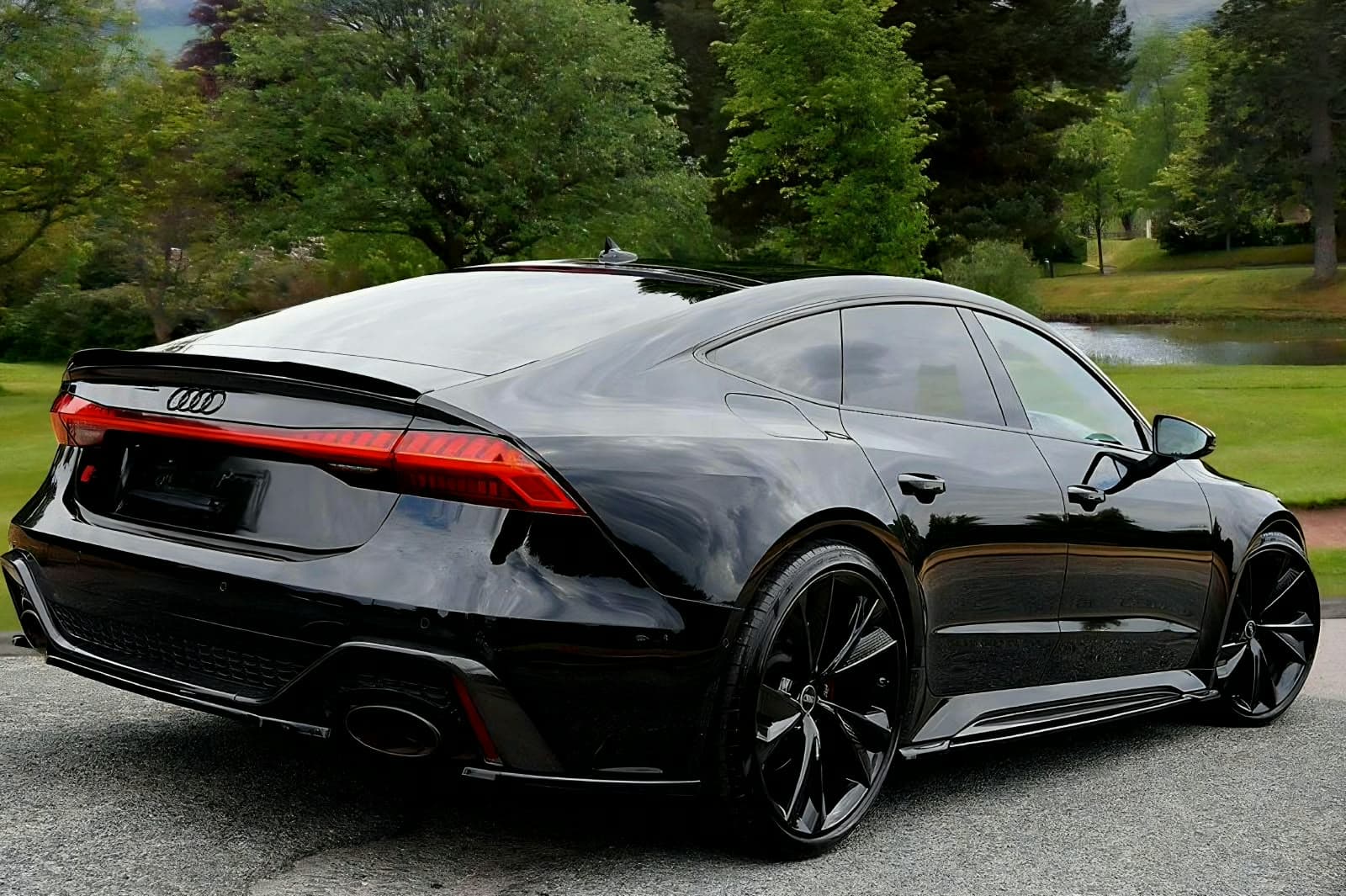 2021 AUDI RS7, photo 9 of 22
