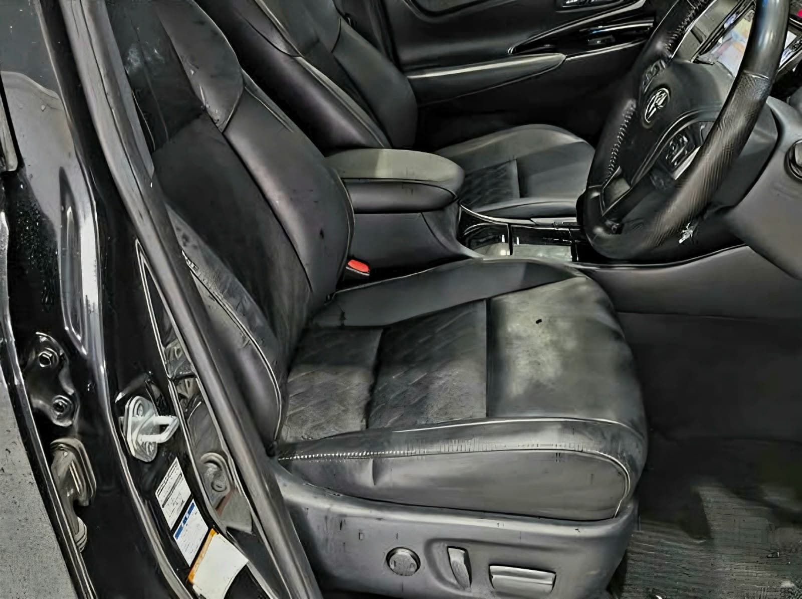 2020 Toyota Harrier, photo 4 of 6