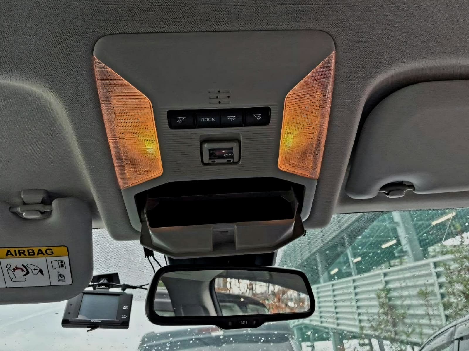 2020 Toyota Rav4, photo 6 of 9