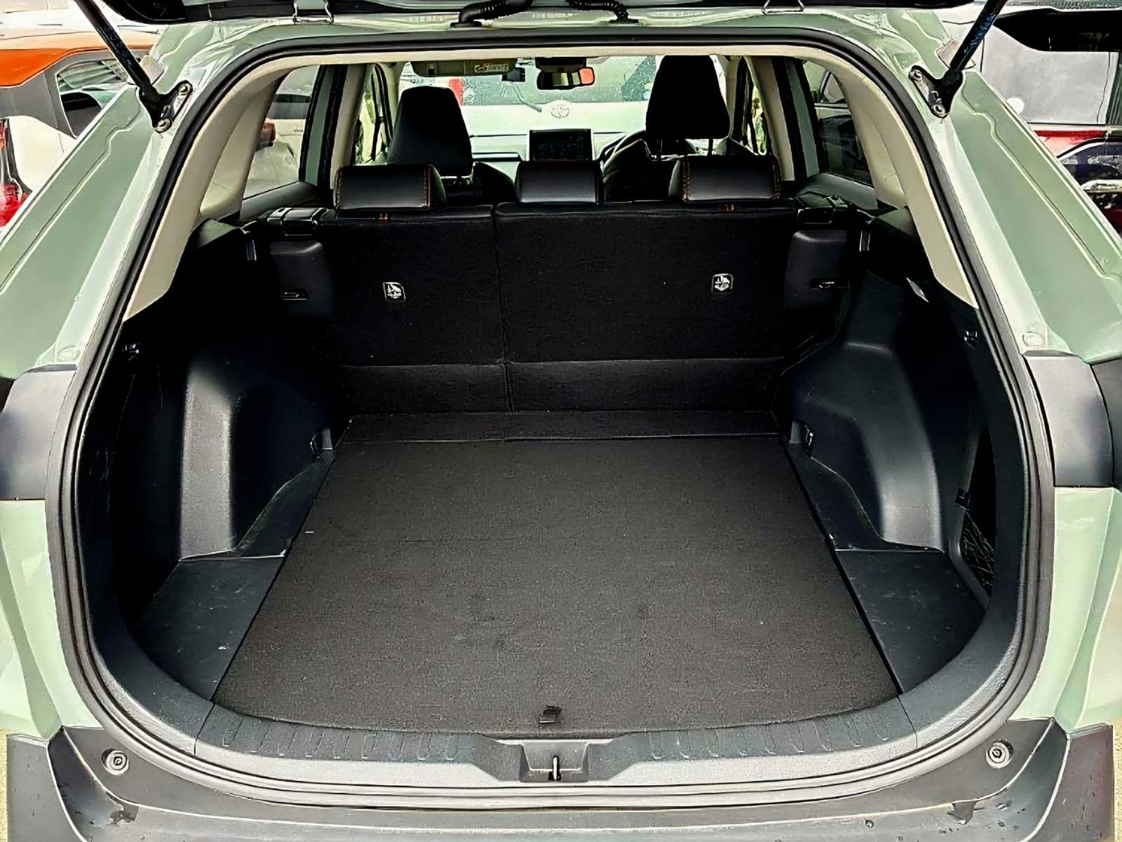 2020 Toyota Rav4, photo 9 of 9