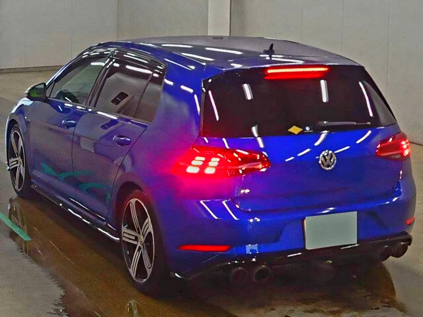 2020 Volkswagen Golf, photo 3 of 6