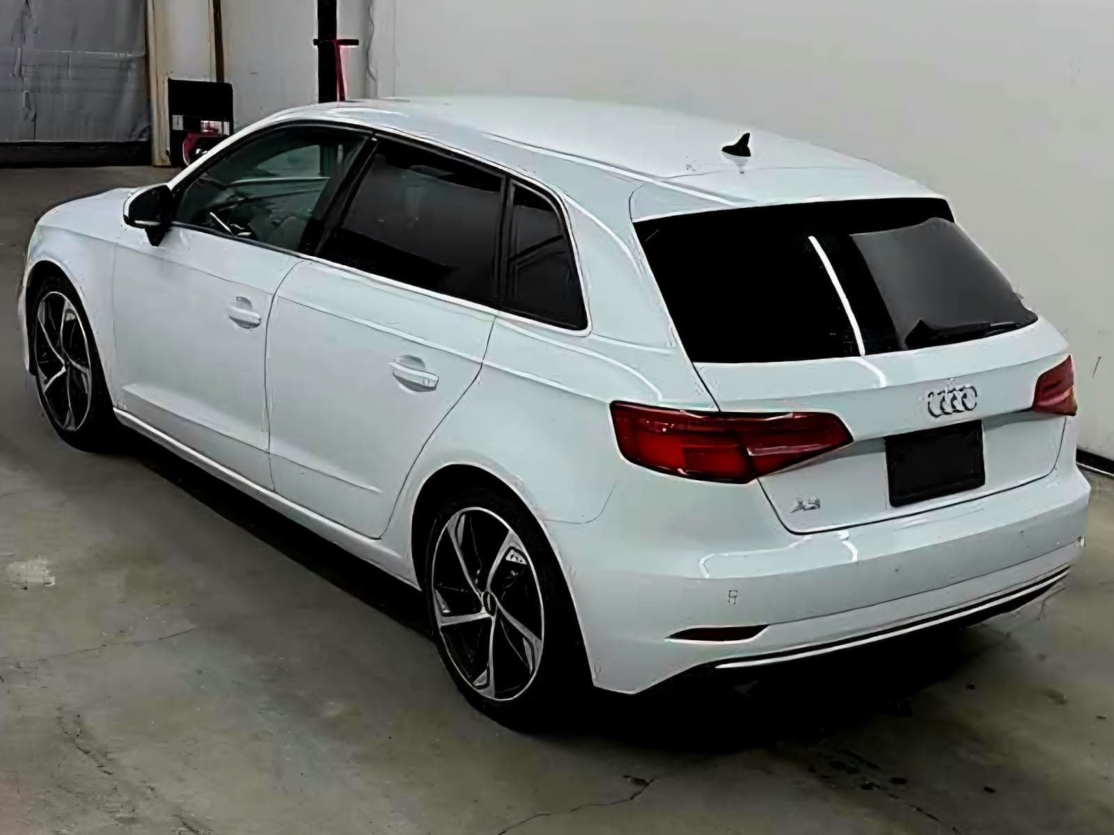 2021 AUDI A3, photo 6 of 9