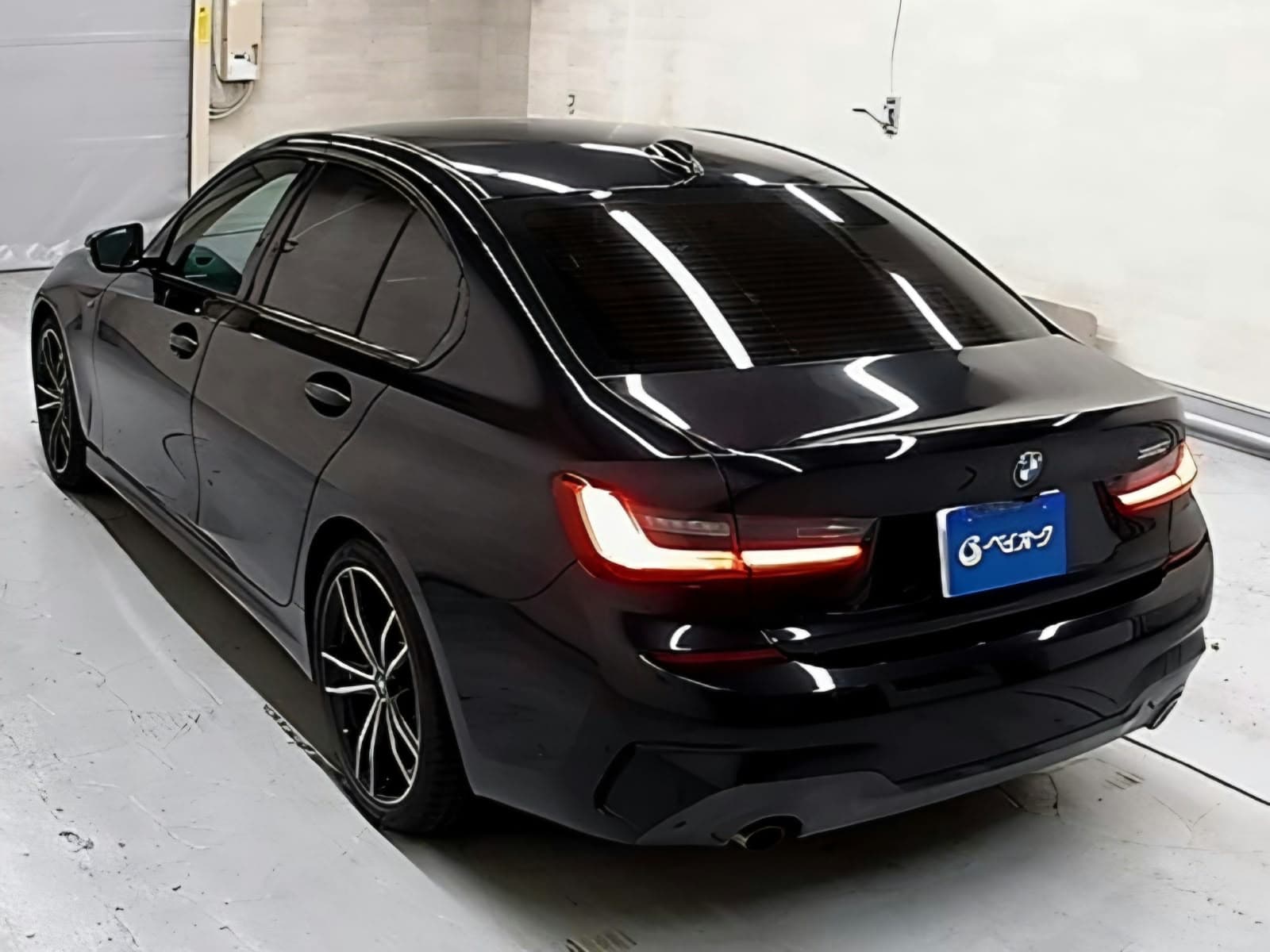 2020 BMW 320i, photo 3 of 6